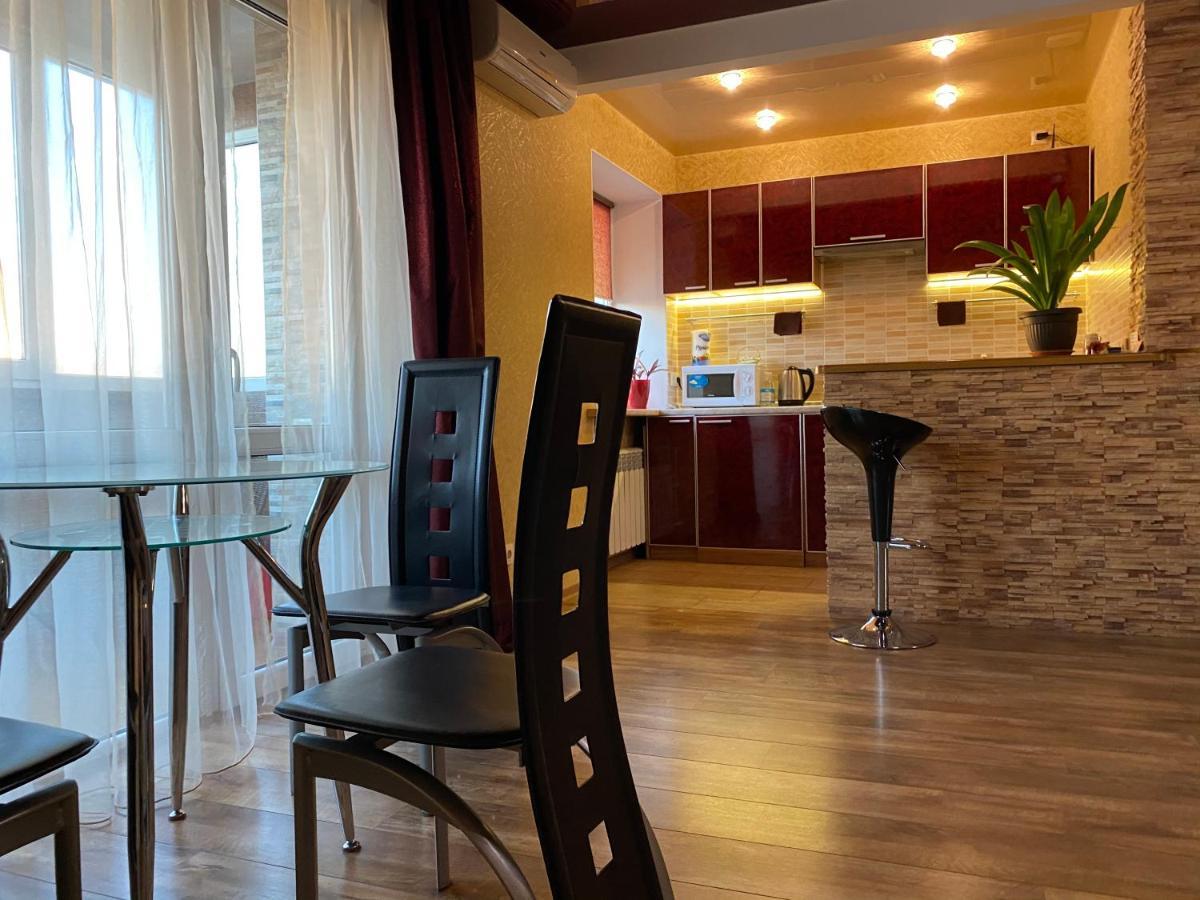 New Apartments With Panoramic Views On Avenue Nauky Harkiv Exterior foto