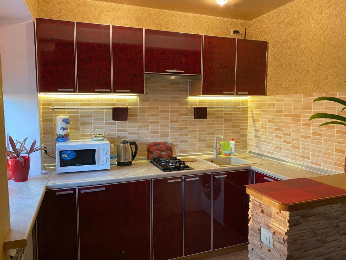New Apartments With Panoramic Views On Avenue Nauky Harkiv Exterior foto