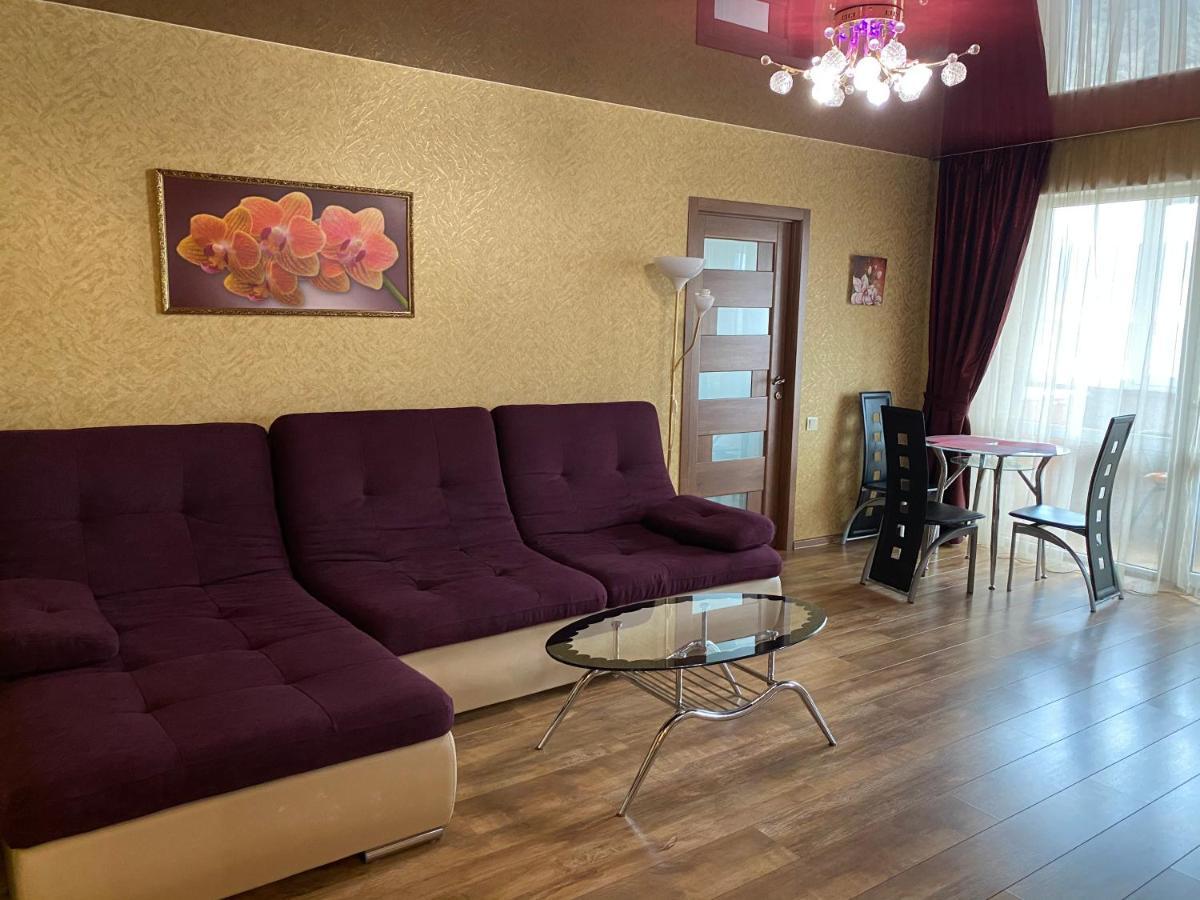 New Apartments With Panoramic Views On Avenue Nauky Harkiv Exterior foto